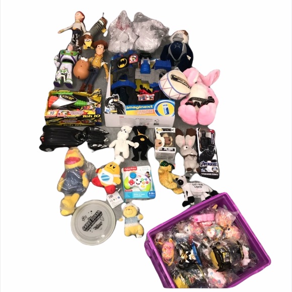Toy bundle toys